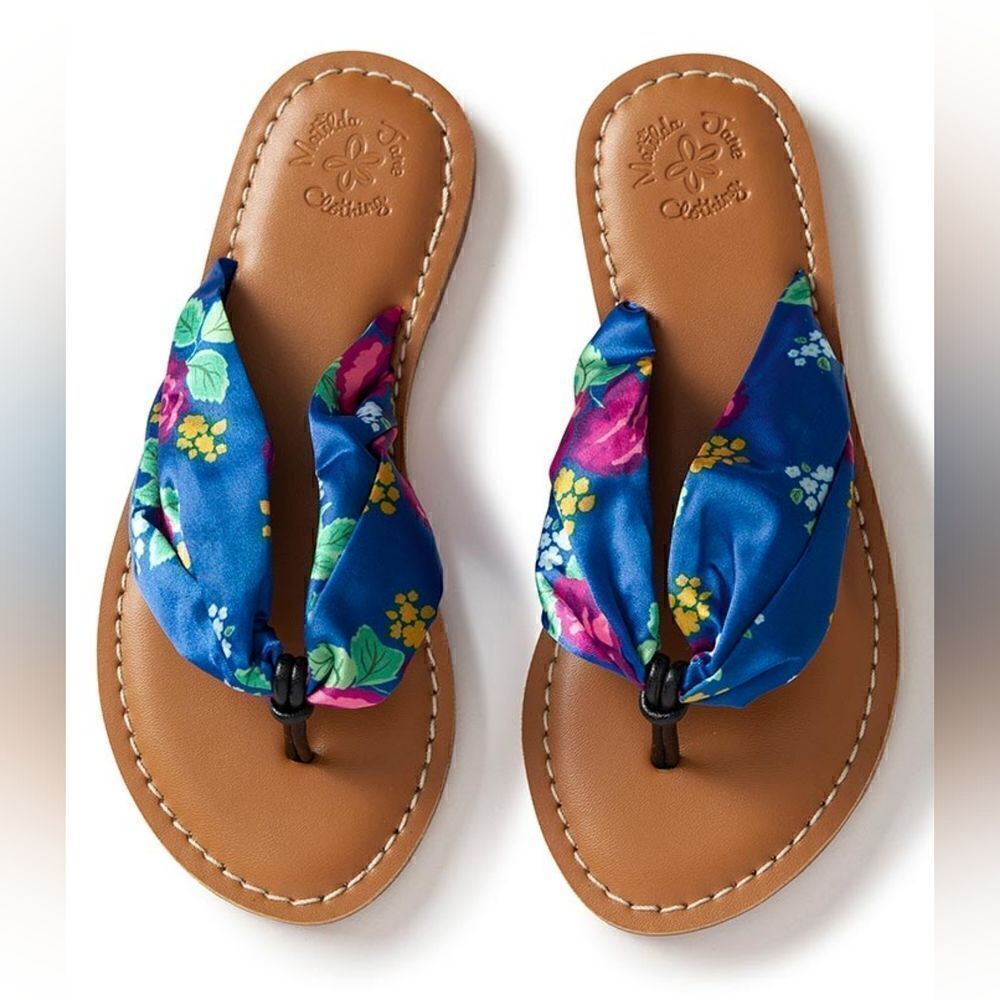Matilda Jane flip flops, size 11 little girl, NWT